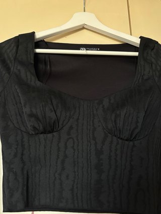 Top negro Zara
