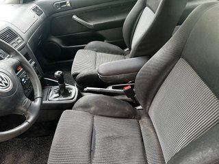 Volkswagen Golf 1.9 tdi 110