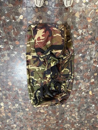 Maleta XL camuflaje militar con ruedas 100x43x45cm