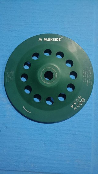 Radial grande de 230 cm. prácticamente NUEVA.