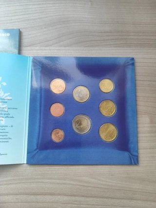 Cartera oficial Euros San Marino 2002 FDC