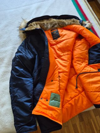 Parka Alpha Industries Azul con Forro Naranja