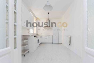Piso en alquiler en Recoletos en Madrid