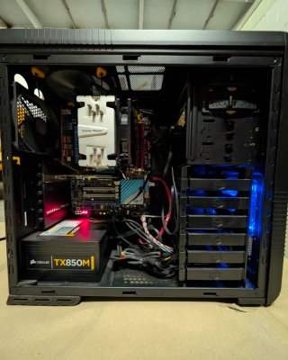 PC Cooler Master 16GB RAM 256GB SSD