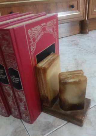 Colección de 18 libros y 2 soportes