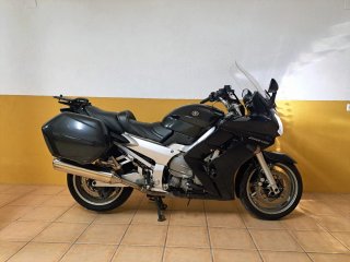 Yamaha FJR1300 Negra Touring