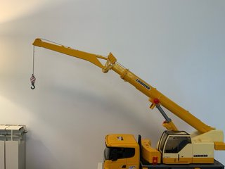 Camión grua Bruder Liebherr