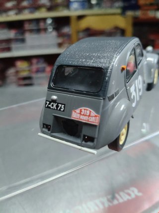 Scalextric Citroen 2CV Rally Monte Carlo