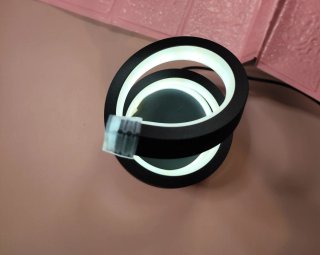 Lámpara LED espiral moderna