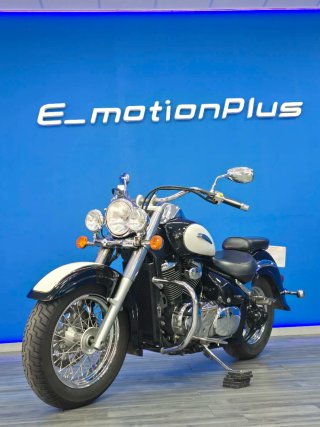 Suzuki Intruder 800 Volusia  2002 kms 24000