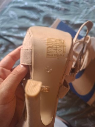 Sandalias Beige Tacón Talla 37
