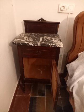 Mesita vintage mármol y madera