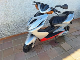 Yamaha Aerox 50 Scooter