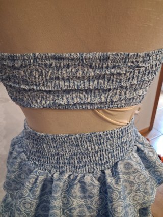 Conjunto dos piezas estampado azul y blanco