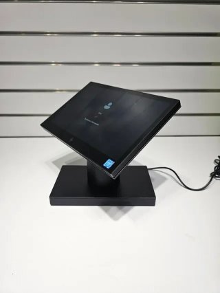 TPV HP 14 256GB AIO i5 8GB