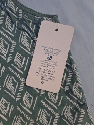 Blusa T S/ M.  Con etiquetas. Medidas en descripci