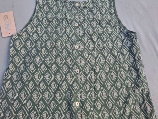 Blusa T S/ M.  Con etiquetas. Medidas en descripci