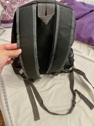 Mochila para mascotas con salida