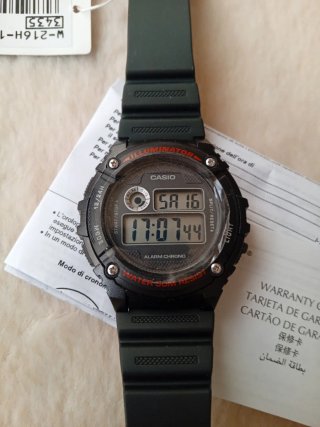 Reloj Casio W-216H-1AVDF Negro