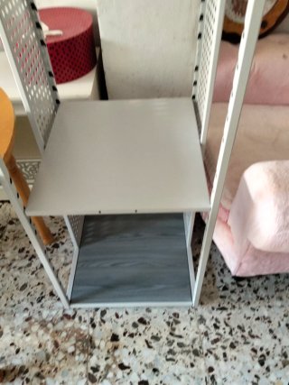 Estantería Metálica Gris y Blanca
