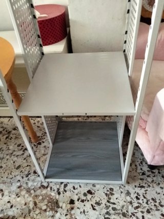 Estantería Metálica Gris y Blanca