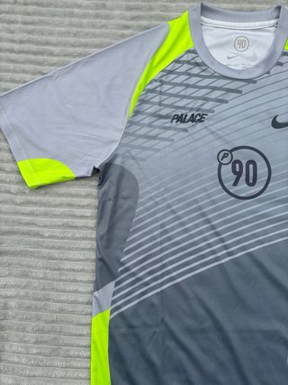 Palace x Nike Total 90 Jersey Gris/Volt