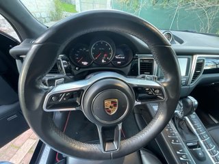 Porsche Macan Turbo 2016