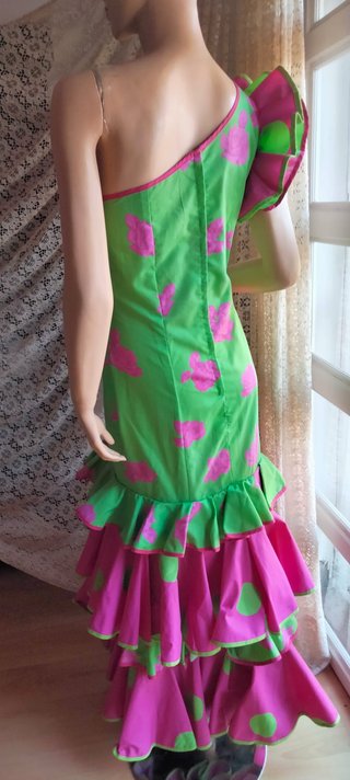 Traje Flamenca Asimétrico Talla 40-42