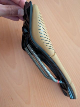 Sillín Prologo AGX NiloX Beige