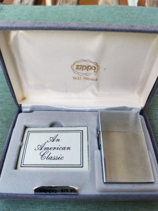Zippo Réplica 1932 con Estuche