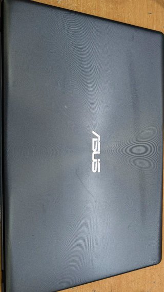 Portátil ASUS F550C Intel i3 6GB RAM 500GB