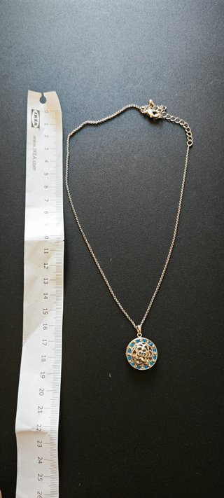 Collana ciondolo fiore apribile blu