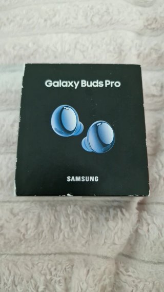 Samsung Galaxy Buds 2 Pro, derecho no funciona