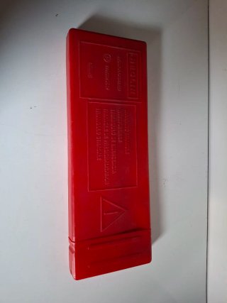 Triángulo de emergencia para coche