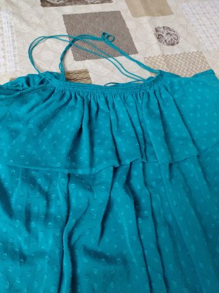 Vestido corto con volantes