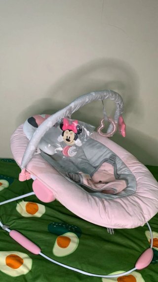 Minnie Mouse Mecedora Bebé Bright Starts