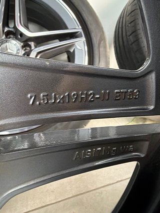 LLANTAS MERCEDES GLA 19 AMG ORIGINALES NEUMÁTICOS
