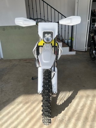 Husqvarna 300 TPI 2023 Enduro Moto