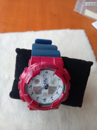 Reloj Casio G-Shock Rojo y Azul