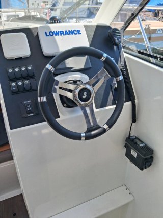 Embarcación Beneteau Antares 8 En muy buen estado