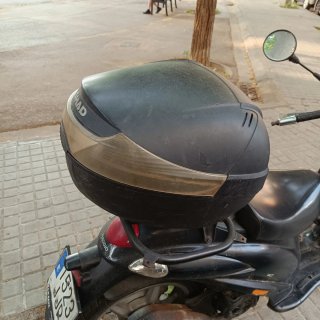 Baúl Shad con soporte