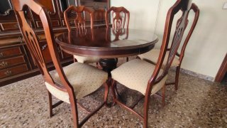 Mesa de comedor y 6 sillas