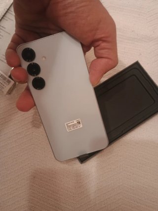 Teléfono Samsung Galaxy S25 128GB Nuevo