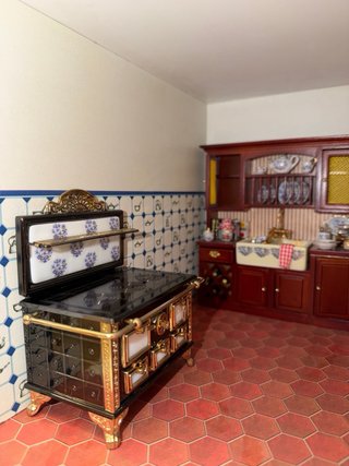 Casita de muñecas de 3 plantas