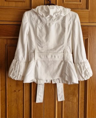 Chaqueta Zara blanca talla S mangas abullonadas