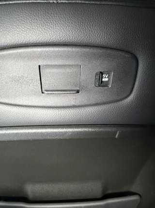 Land Rover Defender 2021