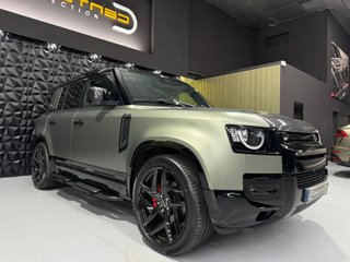 Land Rover Defender 2021