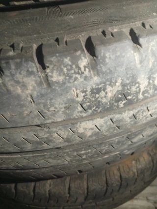 4 Ruedas con disco de Ford Transit 215/75/16c