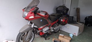 BMW R1100RS