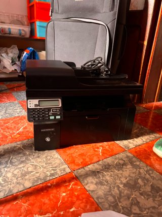 Impresora HP LaserJet M1217nfw MFP Fax